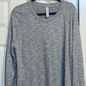 Athleta Mindset Sweatshirt in Marl Grey Heather size 1x.